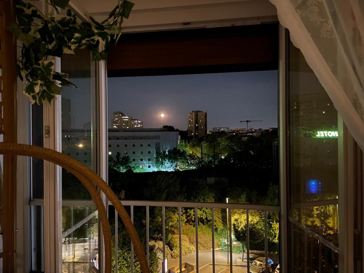 Rose Blossom Apartment In Paris فانف المظهر الخارجي الصورة